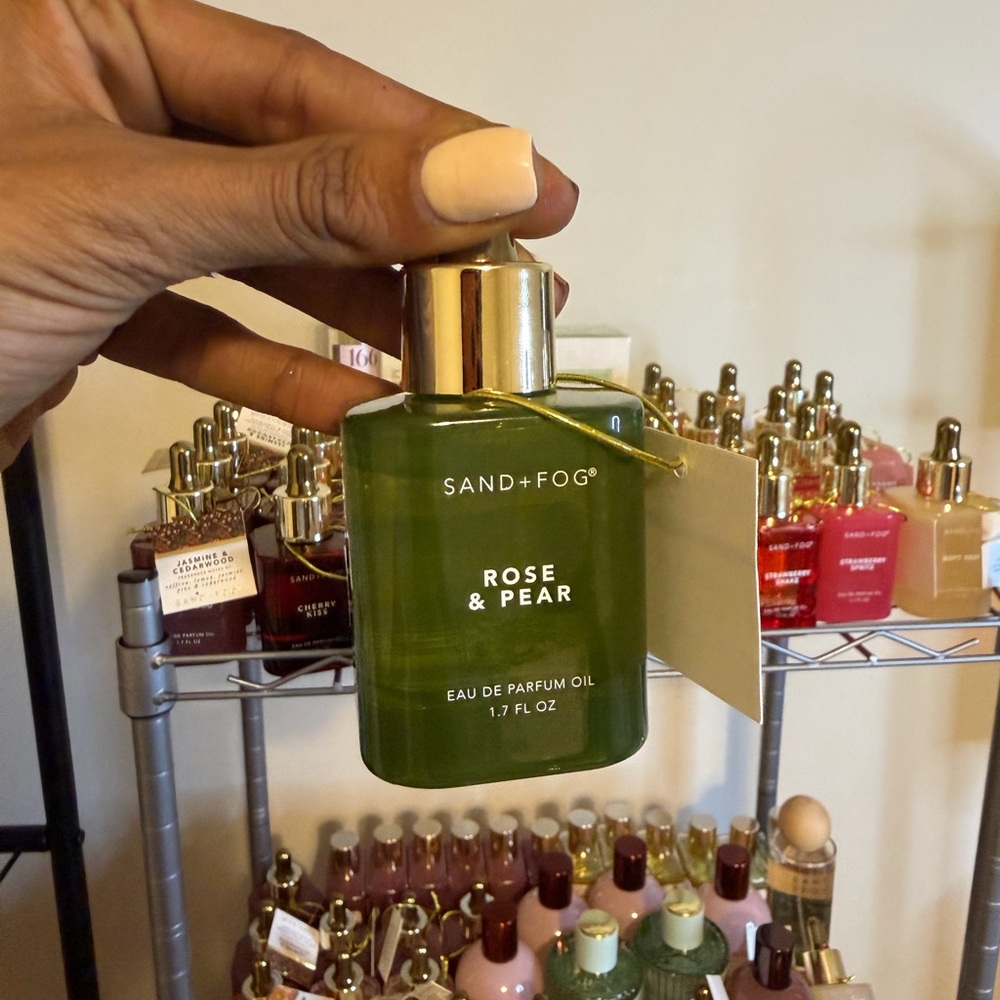 Sand + Fog Rose & Pear
